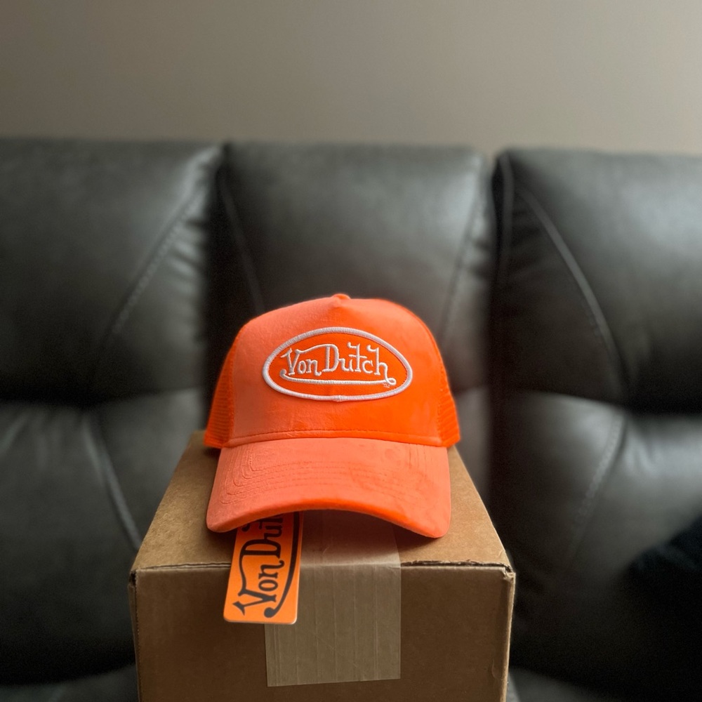 Von Dutch neon orange trucker